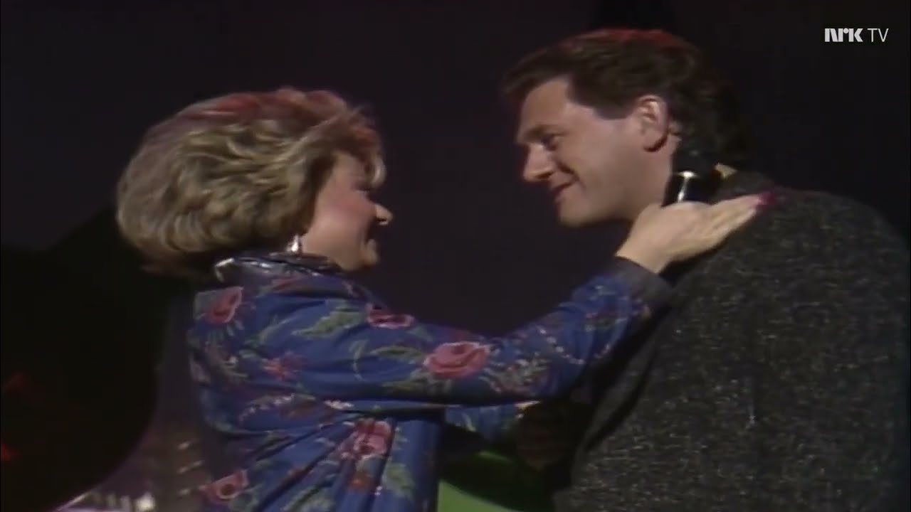Elaine Paige & Tommy Körberg – You And I from Chess (1985)