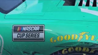 Chase Elliott drives into victory lane at Martinsville