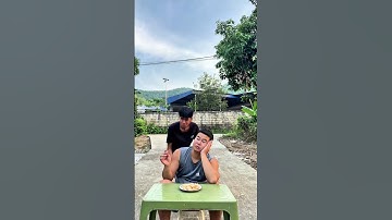 Anh trai bị bắt quả tang ăn đồ ăn vặt Hena 😂🍟#vui #ngắn #video Lan truyền #đăngkíkênh