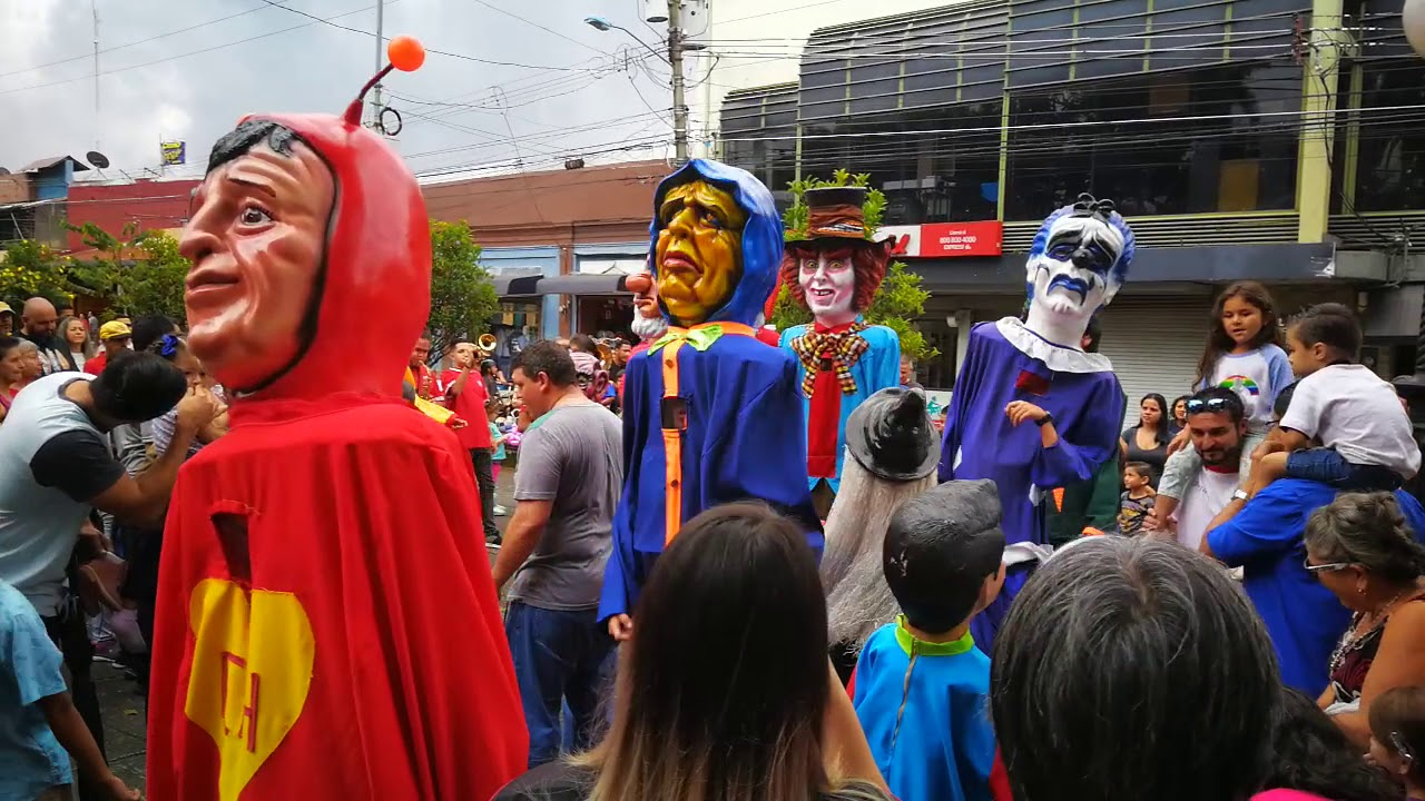 Mascarada Los Chapetones y Cimarrona Los Colegas (Domingo 13/10/2019)