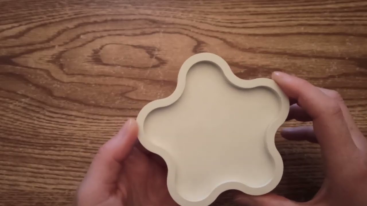 Plaster Ring Holder – Elegant Handmade Jewelry Stand 🤍💍