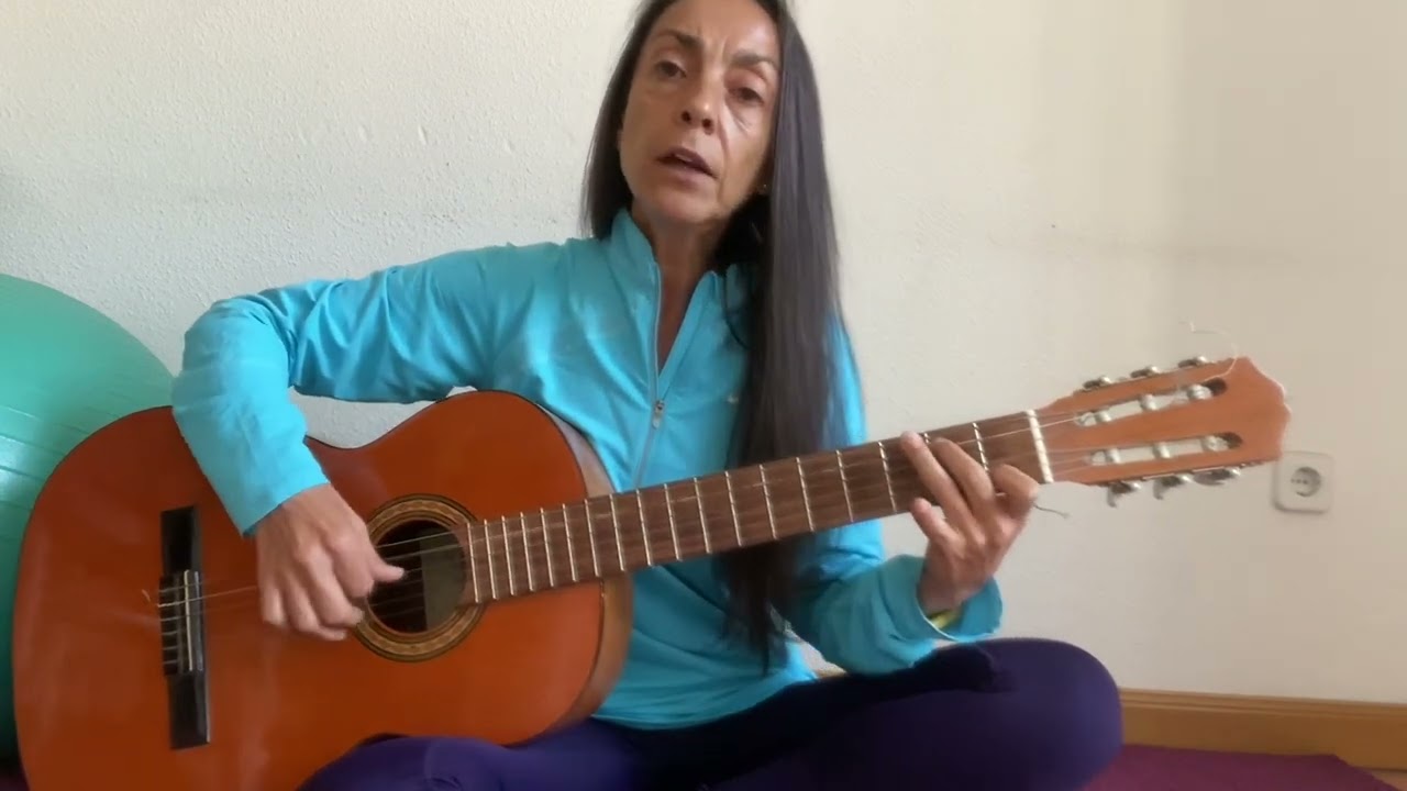 Una cuncuna amarilla