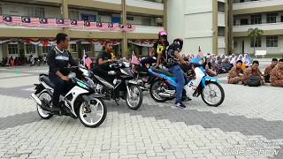 Persembahan Pasukan JPJ smkbpj@majlis penutup bulan kemerdekaan peringkat sekolah smkbpj 2017