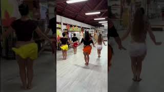 Matatini At Aratoa In Tahiti Shaking Her Hips #Dance #Shorts
