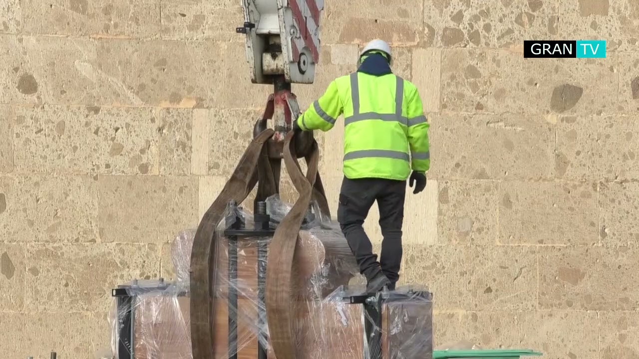 Bazilika harangjainak behelyezése - 2023. 12. 04.