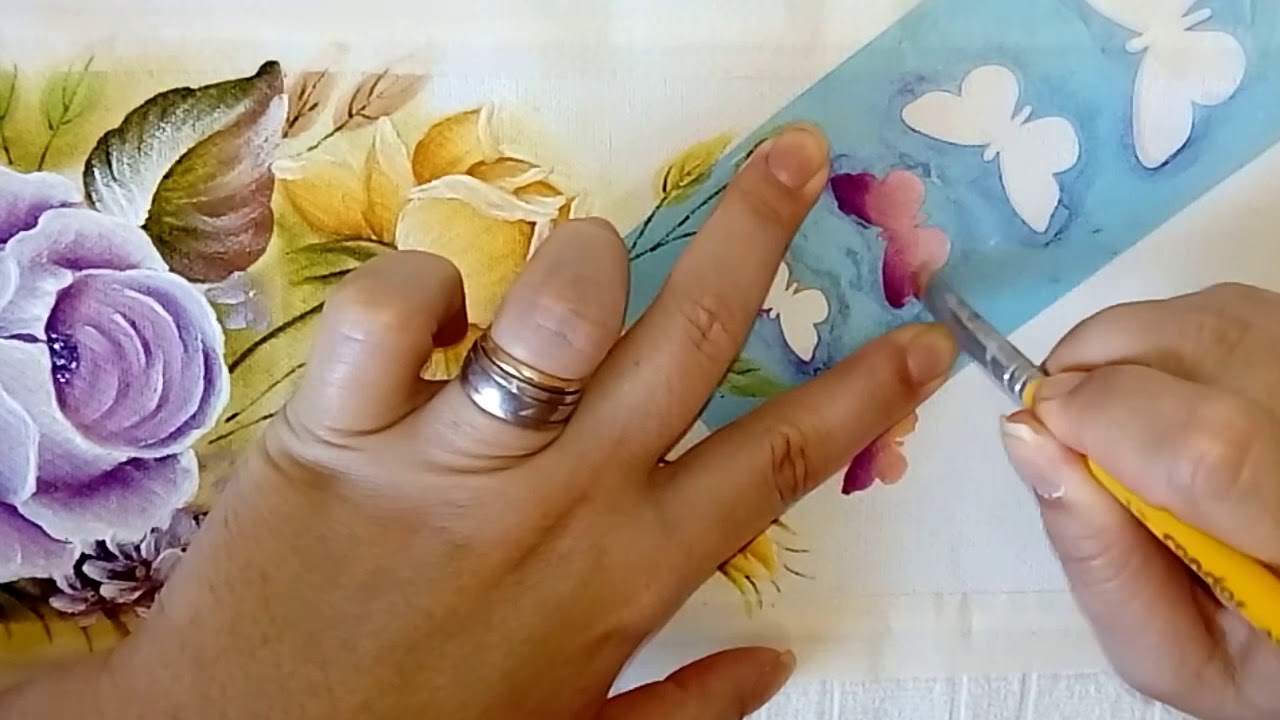 Como pintar com estêncil