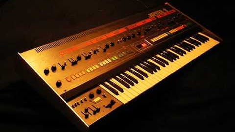 Roland Jupiter 8 - Sounddemo Test