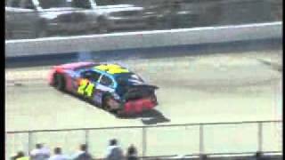 2005 MBNA 400 - Jeff Gordon Crash