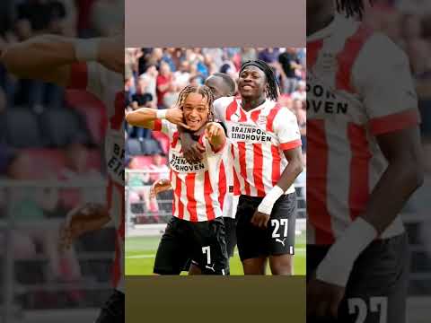تشافي سيمونز هو أول لاعب في تاريخ الدوري الهولندي يسجل 6 أهداف في أول 4 مباريات موهبة هجوله