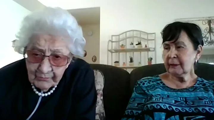 101year old Pearl Stonefish visits with Chief Samp...