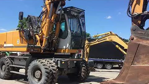 Liebherr 924C 2011 model #excavator #liebherr #wheelexcavator #used #machinery #digging #germany
