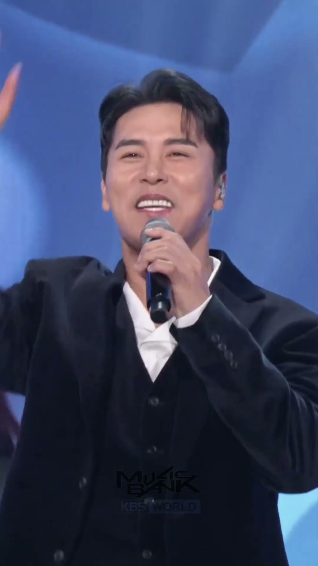Tiki-taka of Love - JangMinHo 장민호 [Music Bank] | KBS WORLD TV 241206