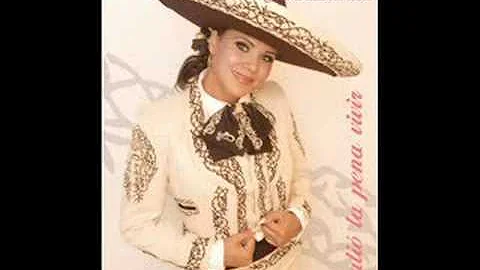 Desden-Dina Buendia