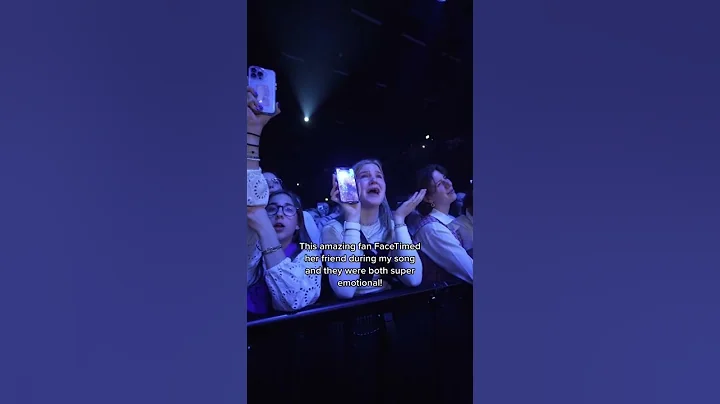 HER FRIEND WATCHED THE ENTIRE SHOW ON HER PHONE 🤯🤯🤯 - DayDayNews