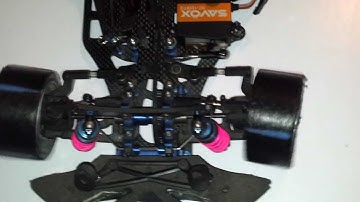 Yokomo BDM with SAVÖX SC-1258TG Servo