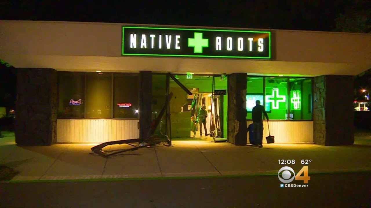 Teens Steal Jars Of Oregano From Pot Shop