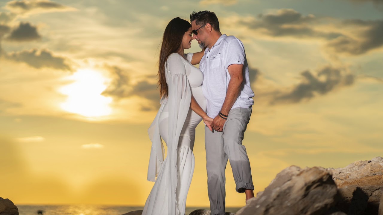 Maternity Photoshoot Behind the Scene in Sarasota Florida