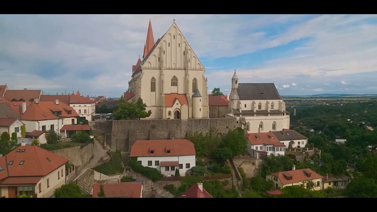 Город на холме ./ Зноймо. Южная  Моравия Чехия .