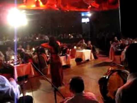 Maya sarsa Cairo nightclub