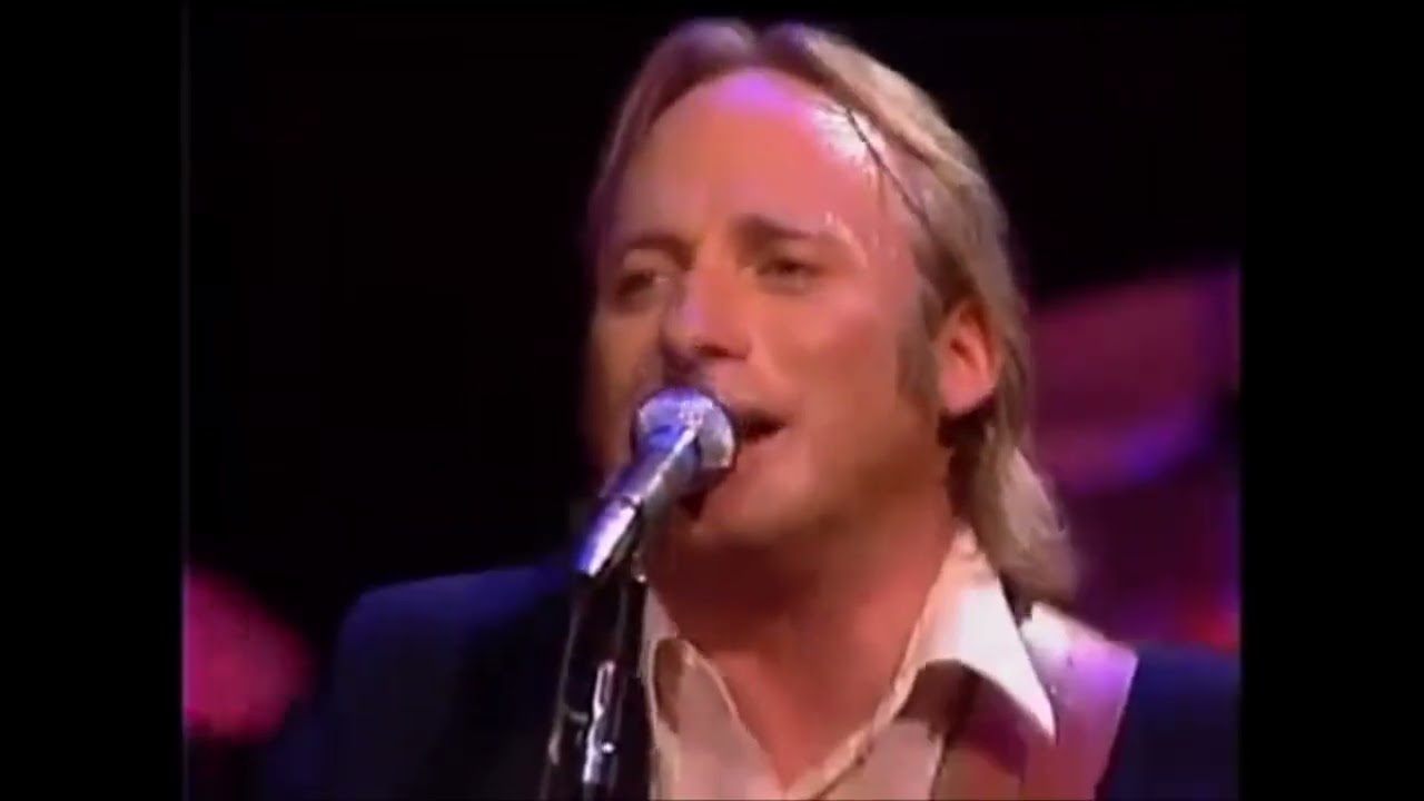Crosby, Stills & Nash  - For What Its Worth (Live)