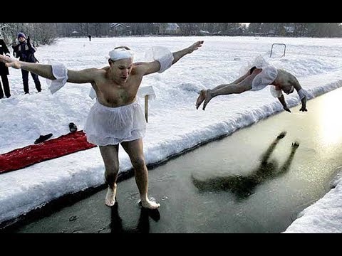 Зимняя рыбалка Передо мной висел сверкая Зимняя рыбалка Передо мной висел сверкая