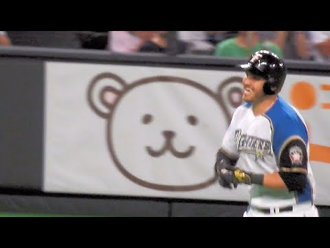 ＜2017.7.8ソフトバンク戦4回裏＞ホームランを放ち寿司を握りながらダイヤモンド一周するブランドン・レアード