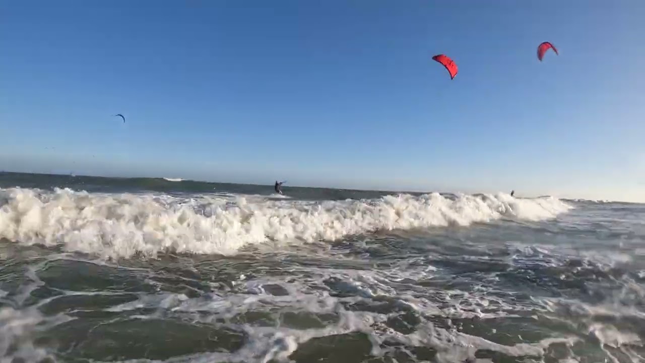 Кайтсерфинг в Муйне. Вьетнам, февраль 2024.