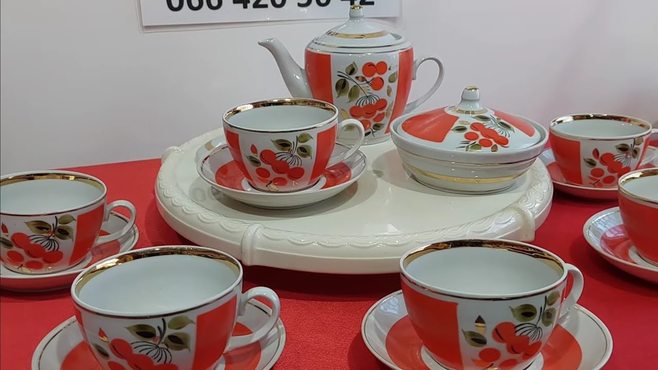 ЧАЙНЫЙ СЕРВИЗ РЯБИНКИ . НЕМЕЦКИЙ ХРУСТАЛЬ . СТАТУЭТКИ .