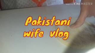 khane mein kya banaye /Meinay khai spicy corn/ funny story/ Pakistani wife vlog screenshot 5