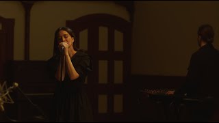 Ghostly Kisses - Beneath The Clouds Live At Carter Hall