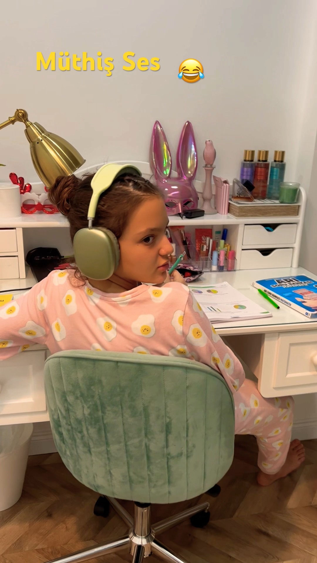 Çok güzel bir ses bırakıyorum buraya #comedy #eğlence #funkid #funny #komikvideo #masalöykü #tiktok