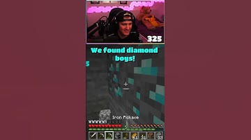 My first time finding diamonds in Minecraft! 😱💎 #Shorts