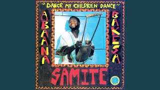 Miniatura del video "Samite of Uganda 'Abaana Bakesa' - Waterfall"