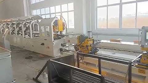 automatic steel pipe feeding and cutting and chamfering machine