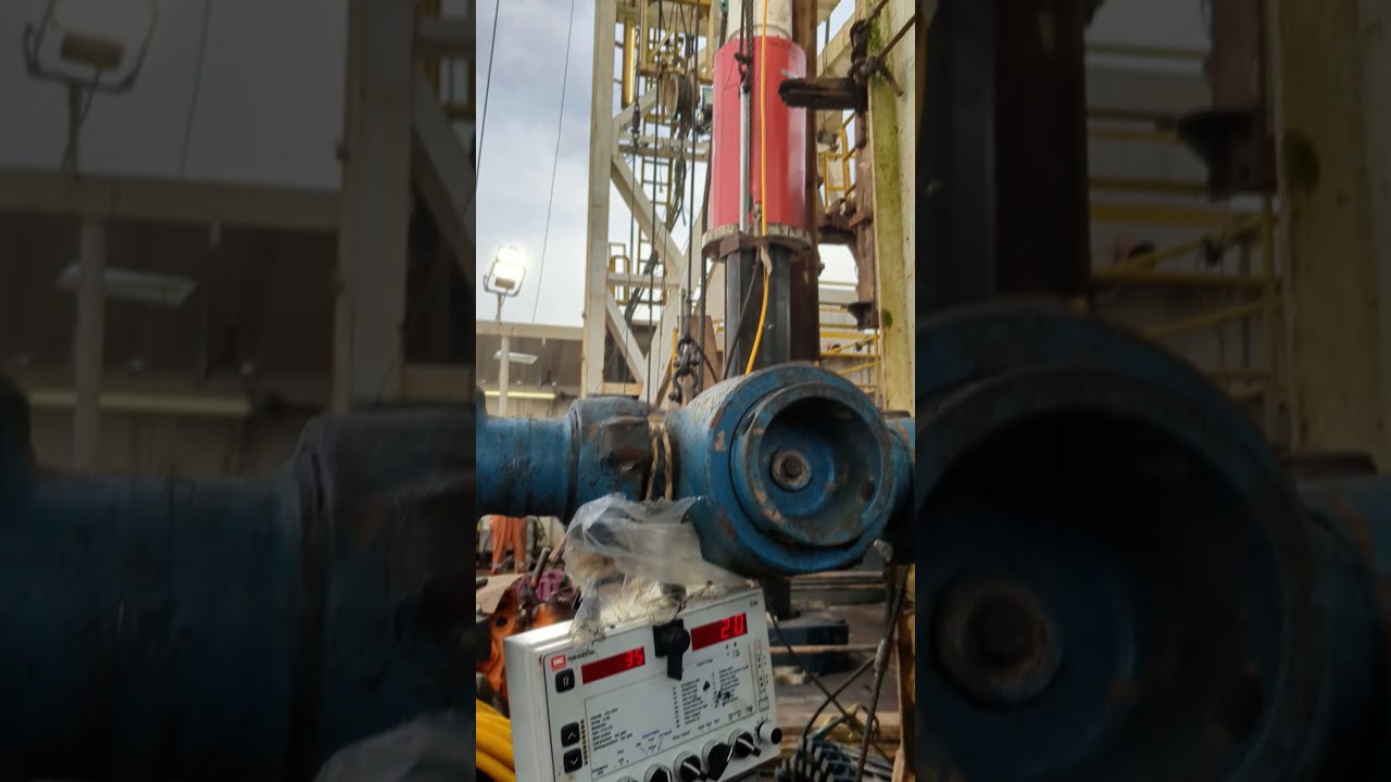 Hydraulic Hammer Monitor/Console showing Hammer Energy (Right) & Blows per foot (Left) 