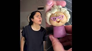 Balonla Oynarken Ablasını Kızdırıyor 