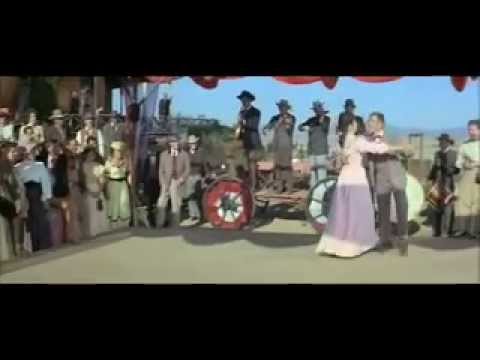 Lección 208: Te gustaria bailar?  Would you like to dance?