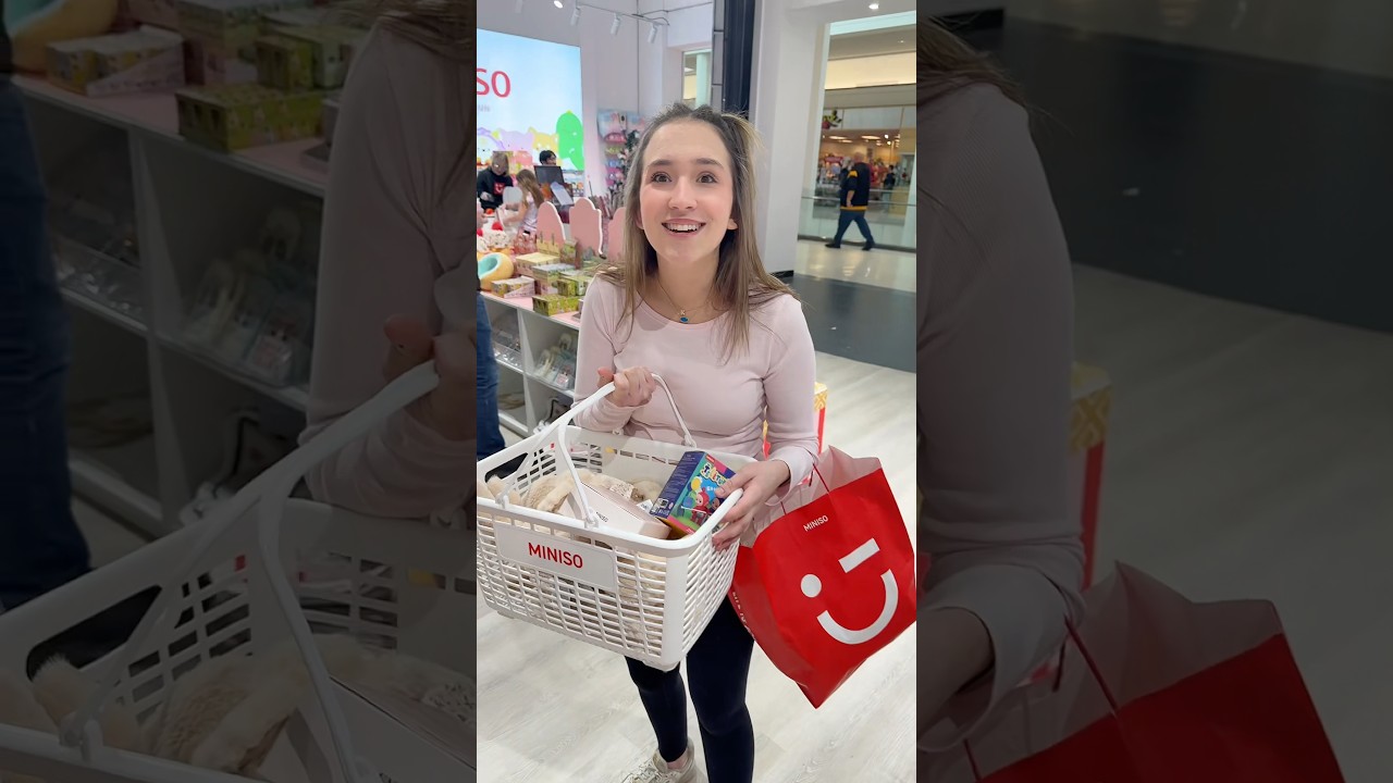 Тайком покупает в MINISO всё, к чему прикасается 🤭🤫 