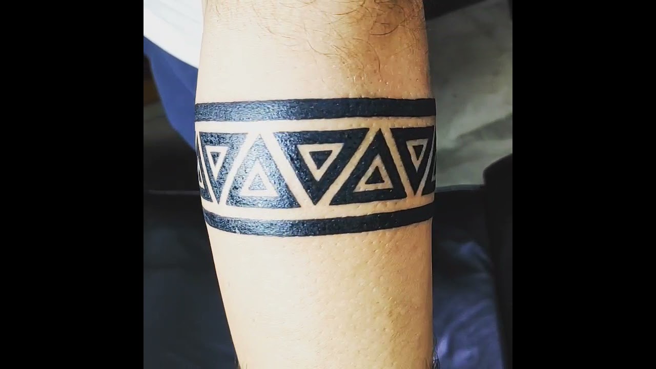 Cool armband tattoo ideas for your next tattoo