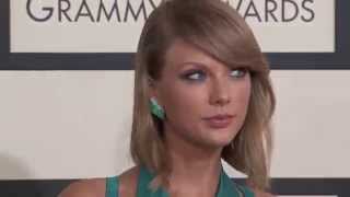 Taylor Swift Gives $50,000 to New York City Schools | Splash News TV | Splash News TV