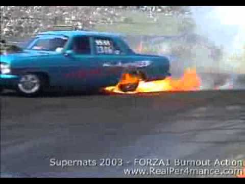 GAZ 24 V8 burnout!!!!