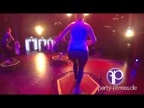 JUMPING Fitness 3Lau & Nom De Strip Feat. Estelle - The Night