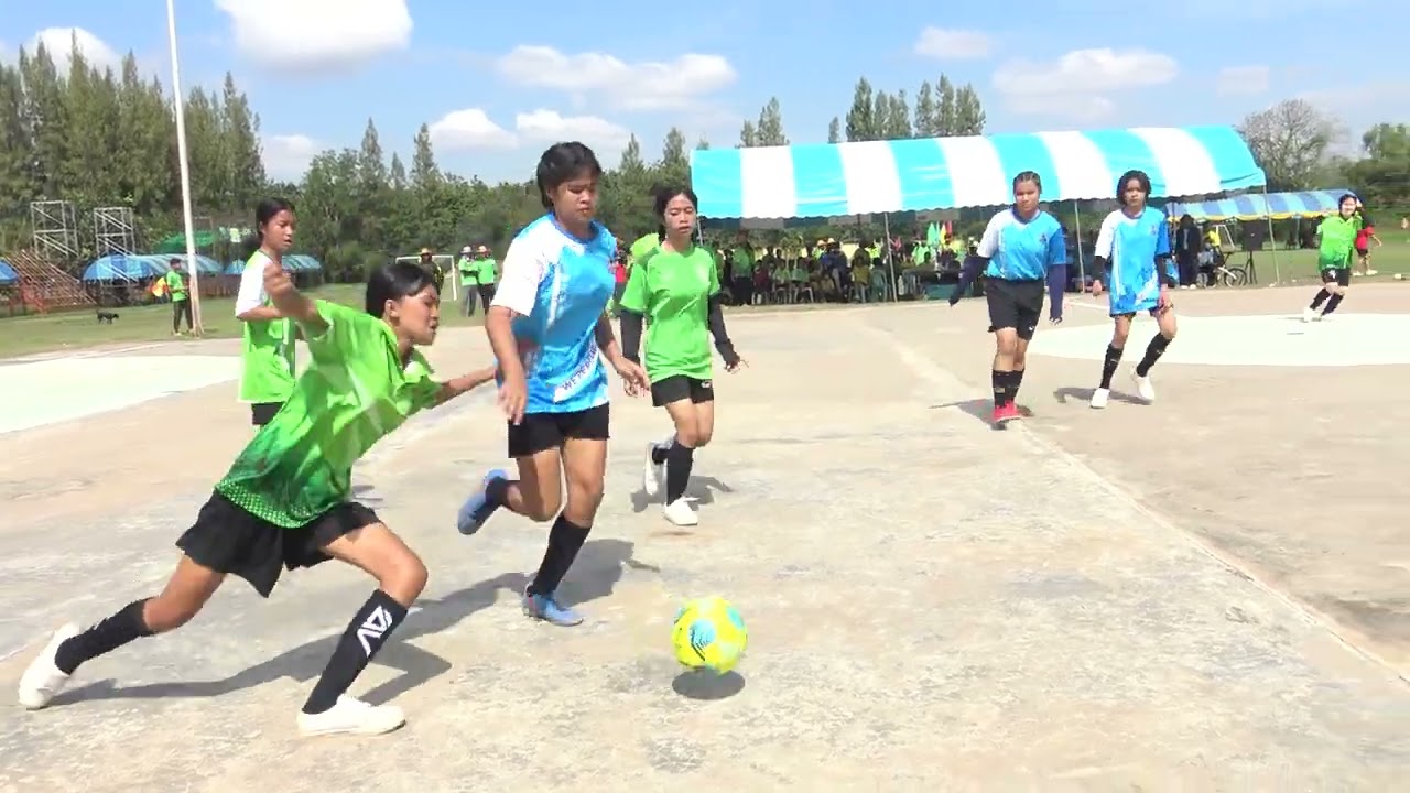 บอลหญิง กีฬาสีภายใน