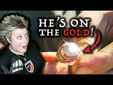 There Was GOLD In This Yard! Metal Detecting UNEXPECTED Finds At An OLD HOME That’s Still Standing!