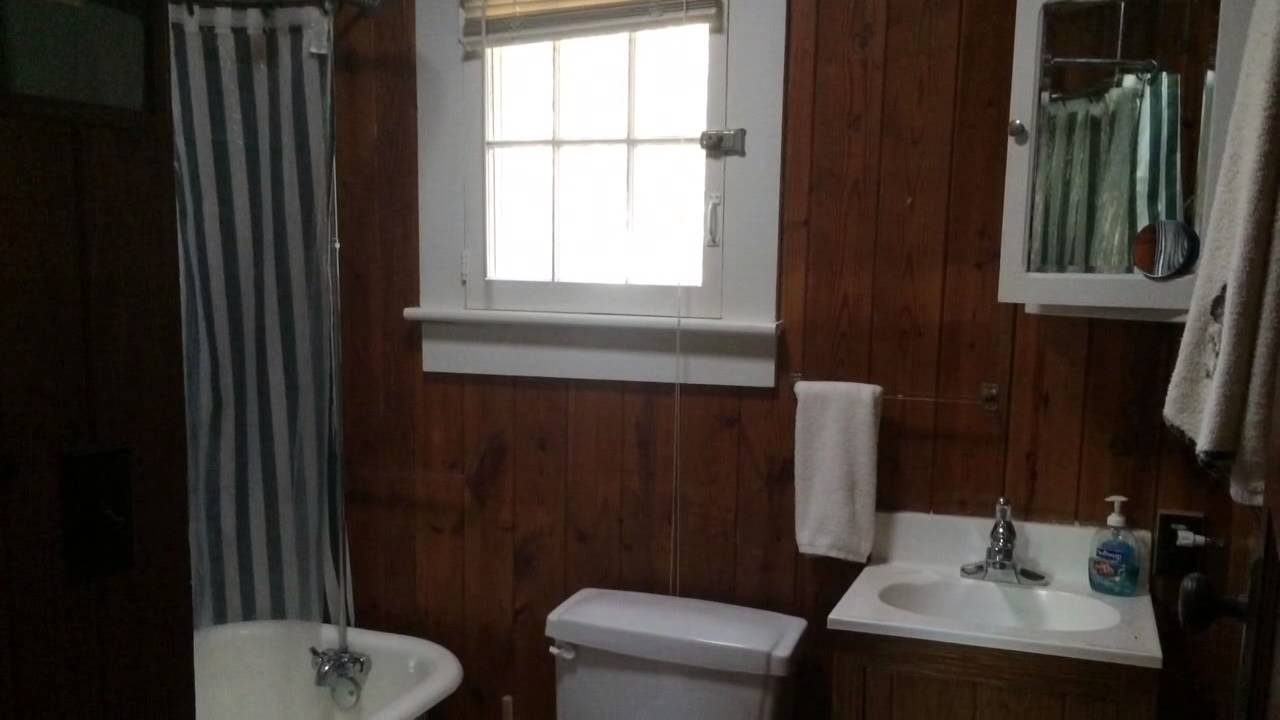 Lake Summit's Little Sorrento