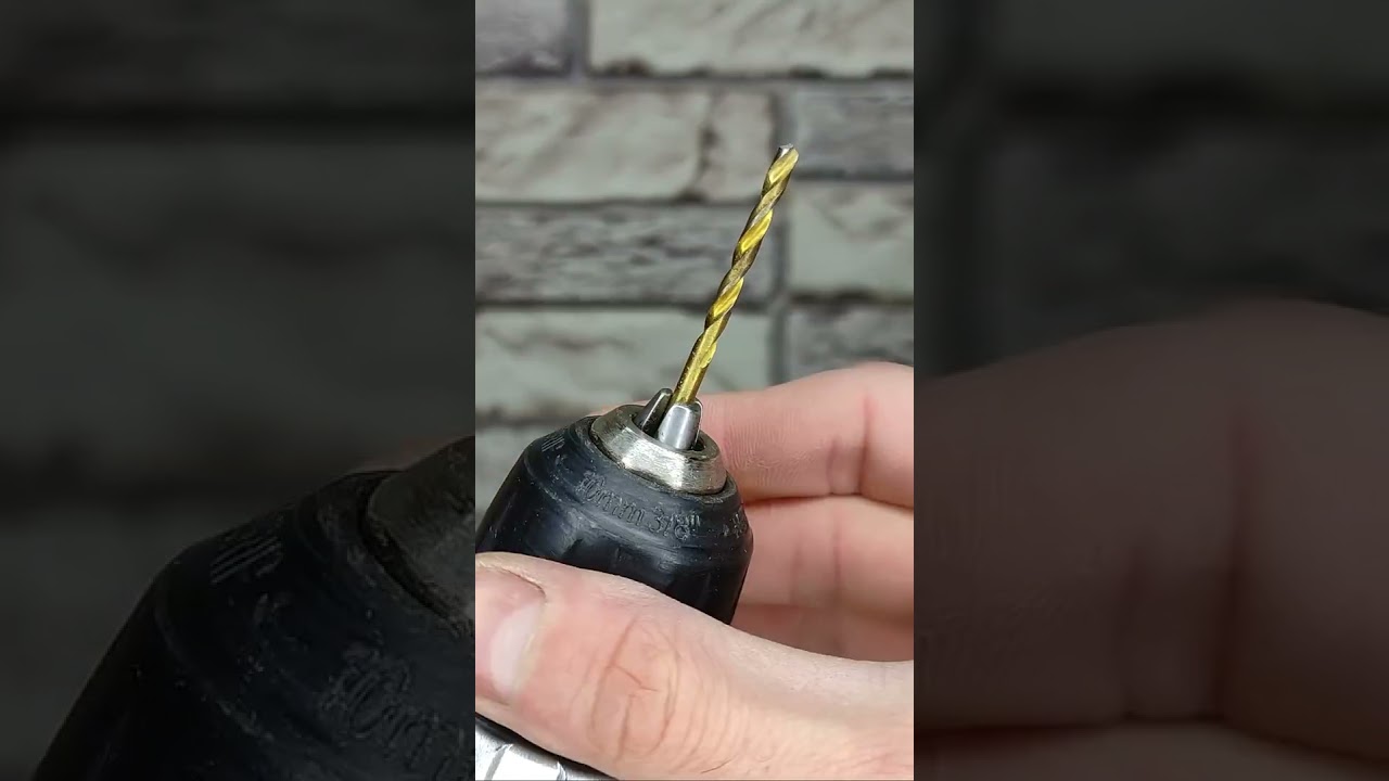 как выкрутить испорченую головку болта - YouTube