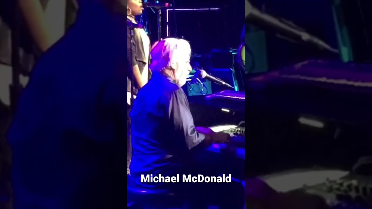 Side stage at Michael McDonald 