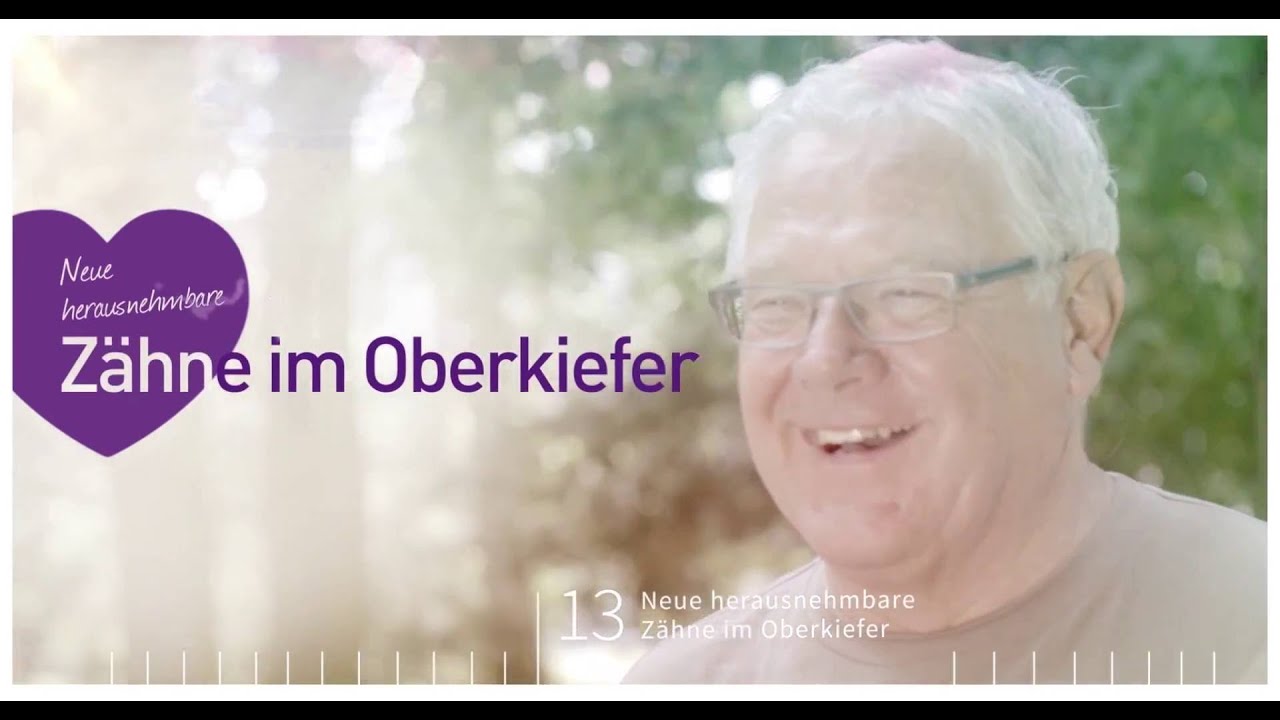 Neue herausnehmbare Zähne im zahnlosen Oberkiefer