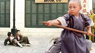 A seven-year-old child was bullied by bad guys. He single-handedly defeated 10 bad guys.#kung Fu