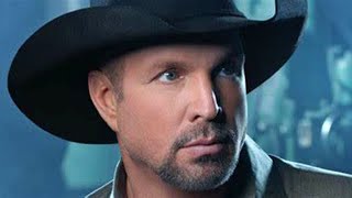 Garth Brooks -  Standing Outside The Fire